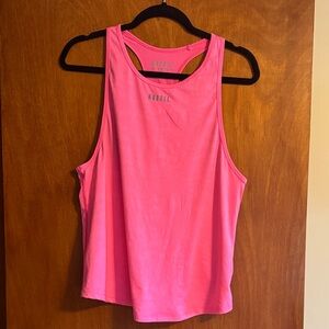 Nobull Women's Neon (camo) Pink Tank Top